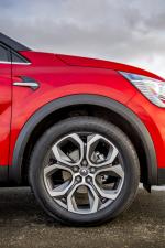 Renault Captur S-Edition 2019 года (UK)